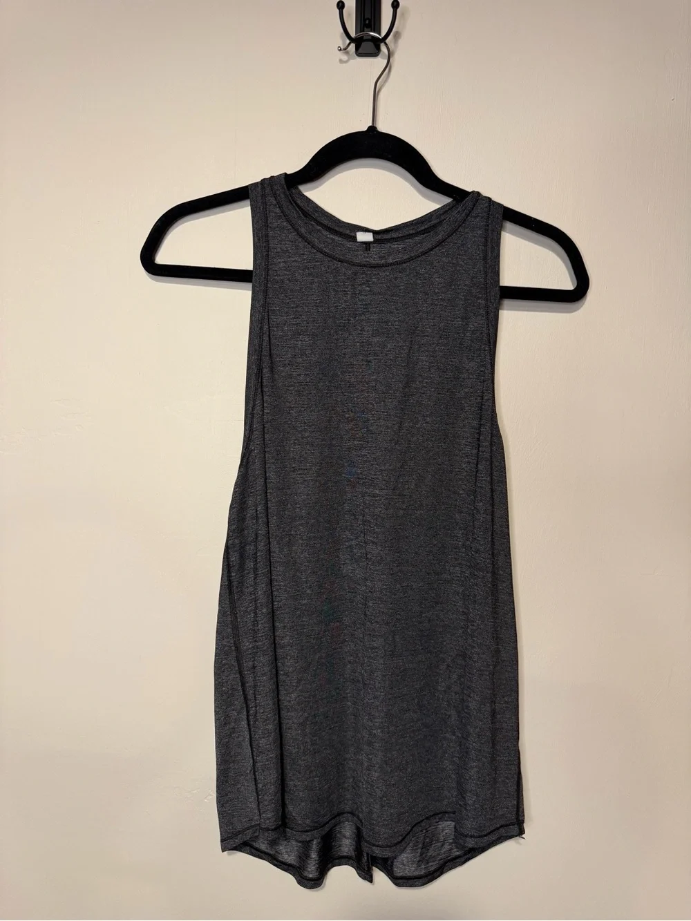 Lululemon Hot Like Agni Singlet Tank Top Racerback Heathered Black Size 8